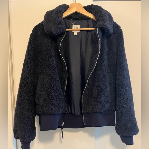 Gap teddy bomber jacket in navy. Worn once, perfect condition - Picture 2 of 3
